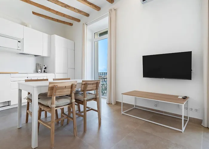 Hauzify I Apartament Sol
